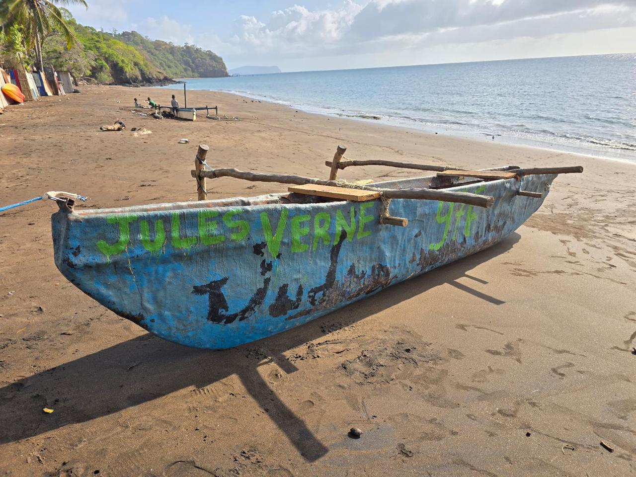 Migrants déposés sur la plage de Dapani