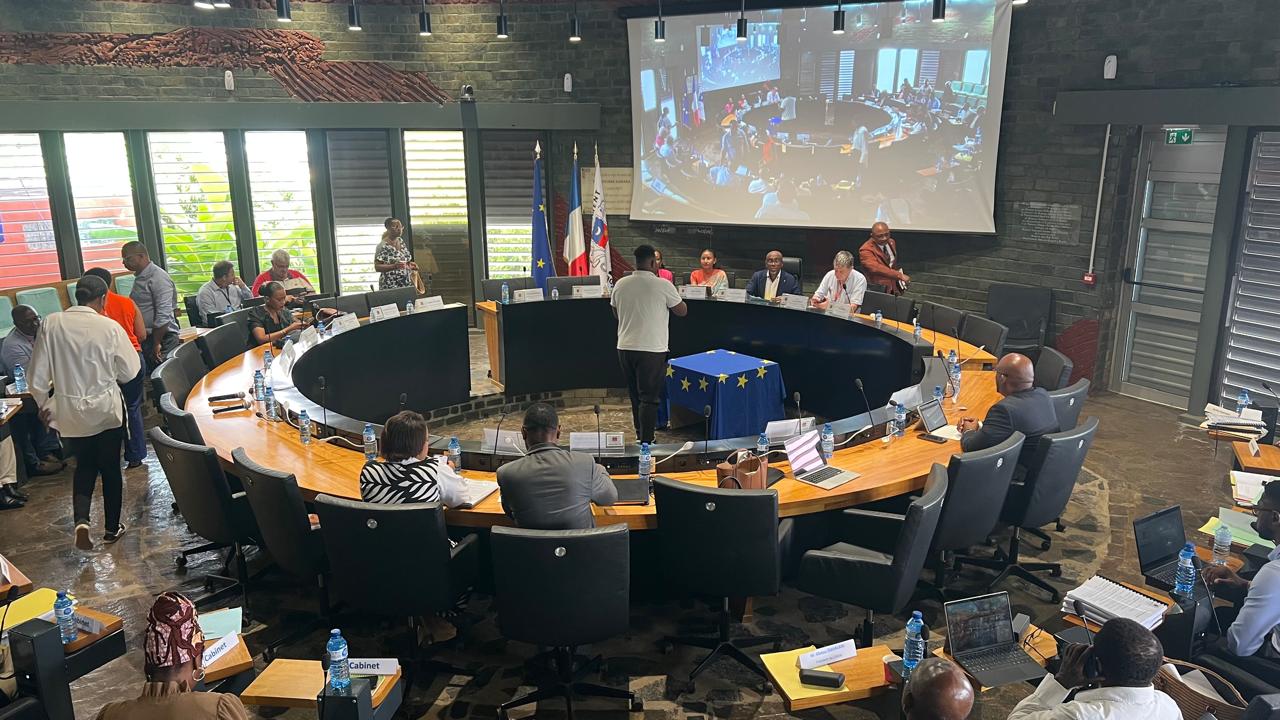 Plénière du Conseil départemental : ouverture sous tension et quorum manquant