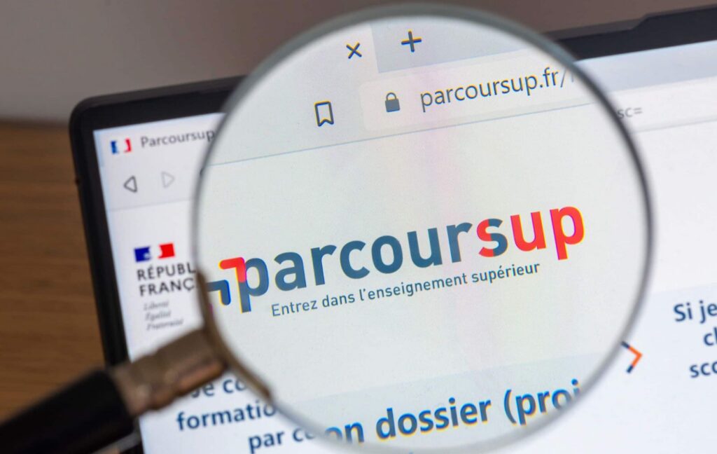 Parcoursup ouvre aujourd’hui : les lycéens mahorais aussi concernés 1 WhatsApp Image 2025 12 17 at 09.05.48