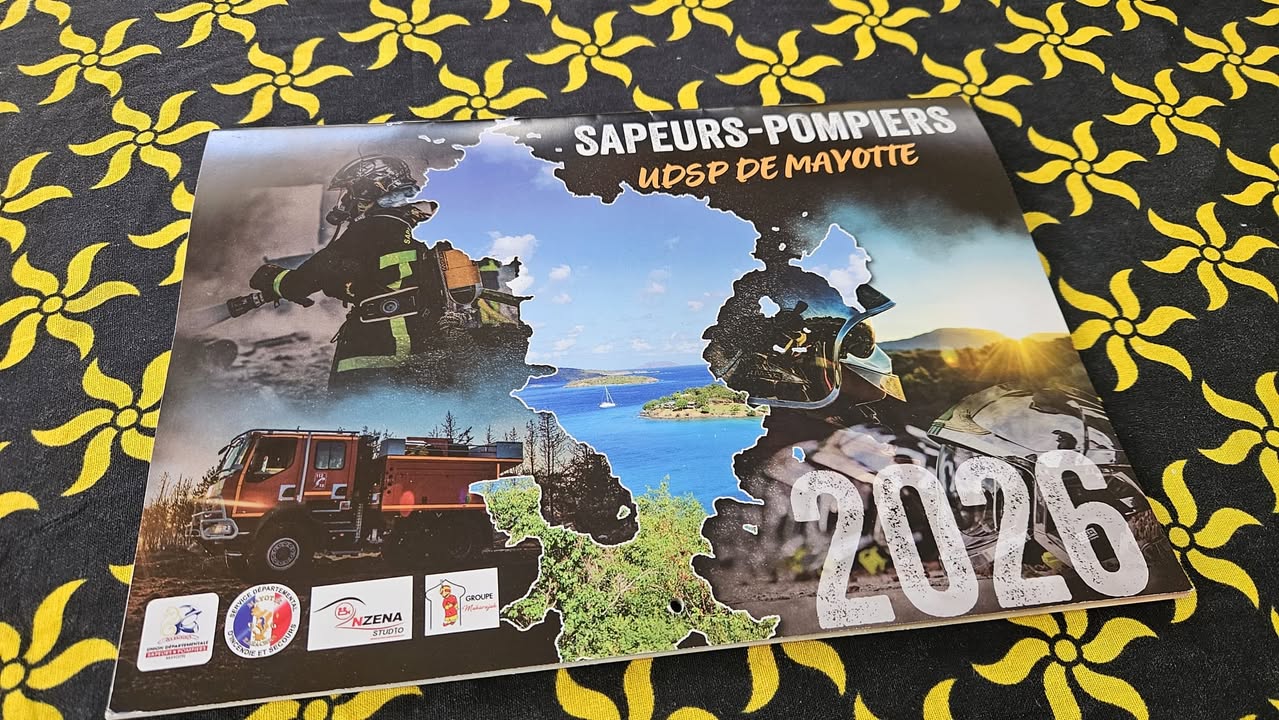 Le premier calendrier des sapeurs-pompiers de Mayotte dévoilé