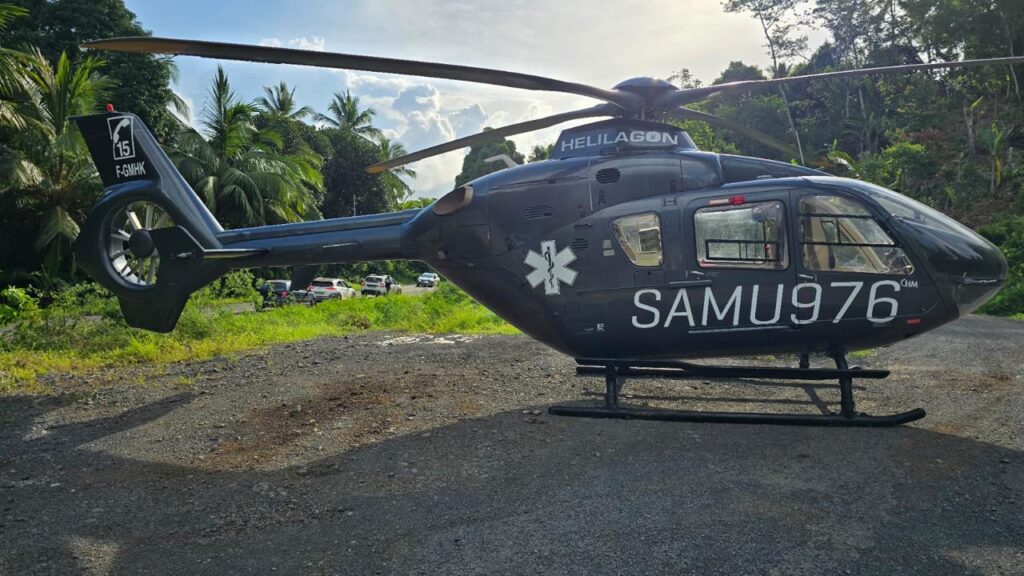 accident RD1 Tsingoni, collision camion camionnette Mayotte
