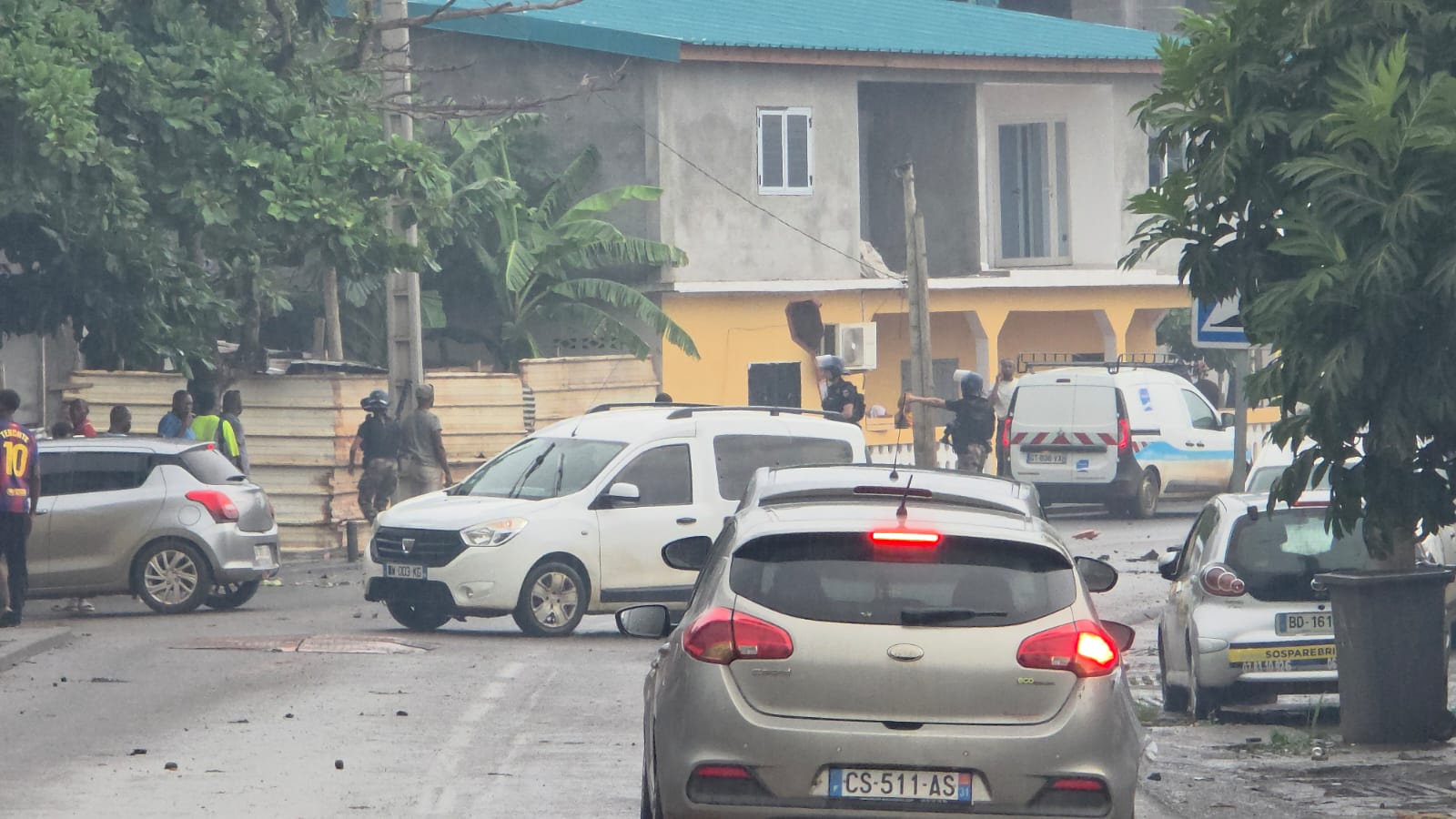 Une soirée compliquée à Bandraboua (video)