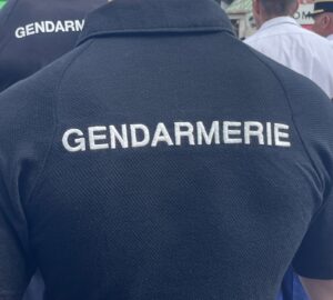 Accueil 11 homicide Dembéni Mayotte incendie criminel famille