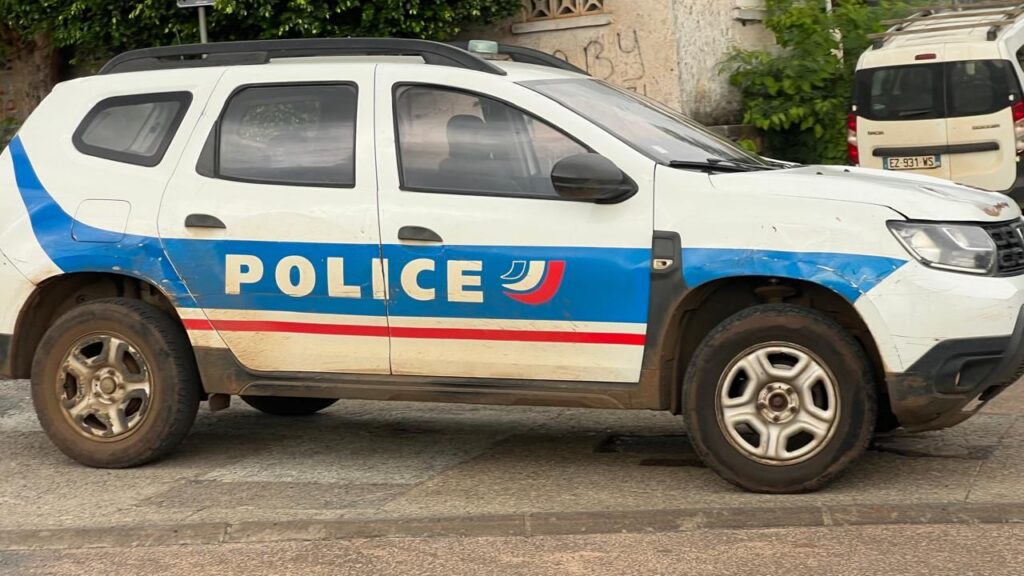 RN2 Tsoundzou I incident, route bloquée Mayotte,