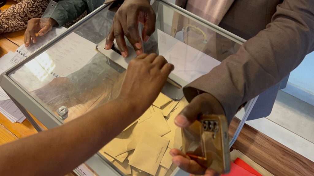 361AED76 01F0 4F1B A410 E5432DF5702C