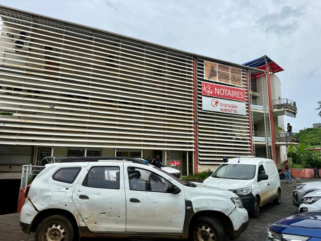 ambriolage Coralium, Kaweni, Mamoudzou