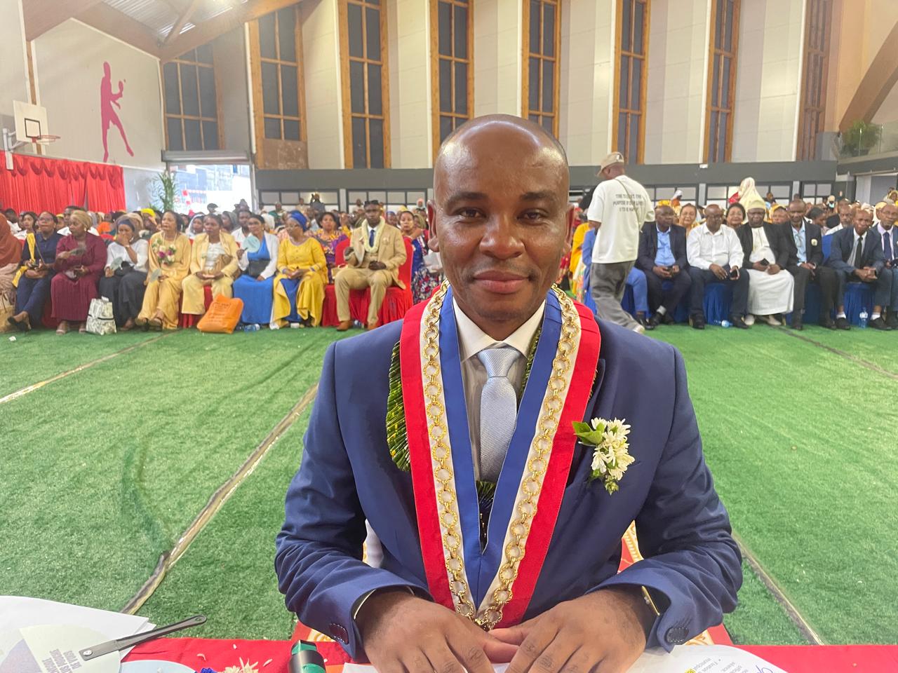 Ambdilwahedou Soumaila officiellement élu maire de Mamoudzou (photos)