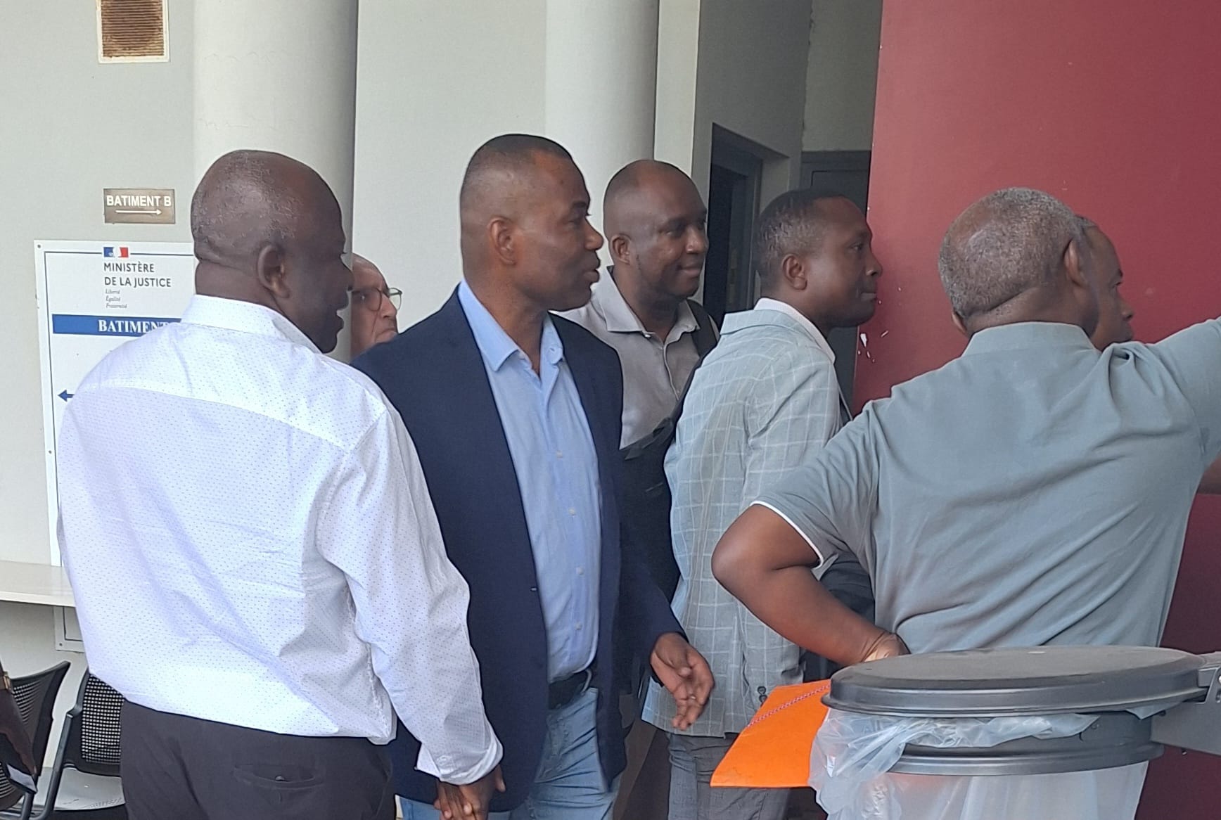 Le procès du maire de Tsingoni et de huit prévenus renvoyé