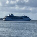 Le Seven Seas Mariner fait escale à Mamoudzou avec...