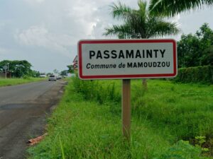 Violences urbaines à Passamainty avec barrages routiers et intervention des forces de l’ordre ayant conduit à sept interpellations