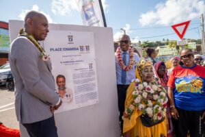 Accueil 114 Inauguration de la place Chamsia Salim à Cavani en présence des élus, des habitants et de la famille de cette figure historique de Mayotte.