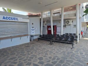 Accueil 23 Audience au tribunal concernant un homme condamné pour avoir tenté d’incendier la maison de ses voisins lors d’un conflit de voisinage.