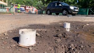 Forces de l’ordre déployées aux abords du lycée des Lumières pour sécuriser le secteur après des incidents