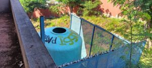 École Foundi Adé à Mamoudzou où des excréments ont été retrouvés dans les cuves d’eau alimentant les sanitaires de l’établissement.