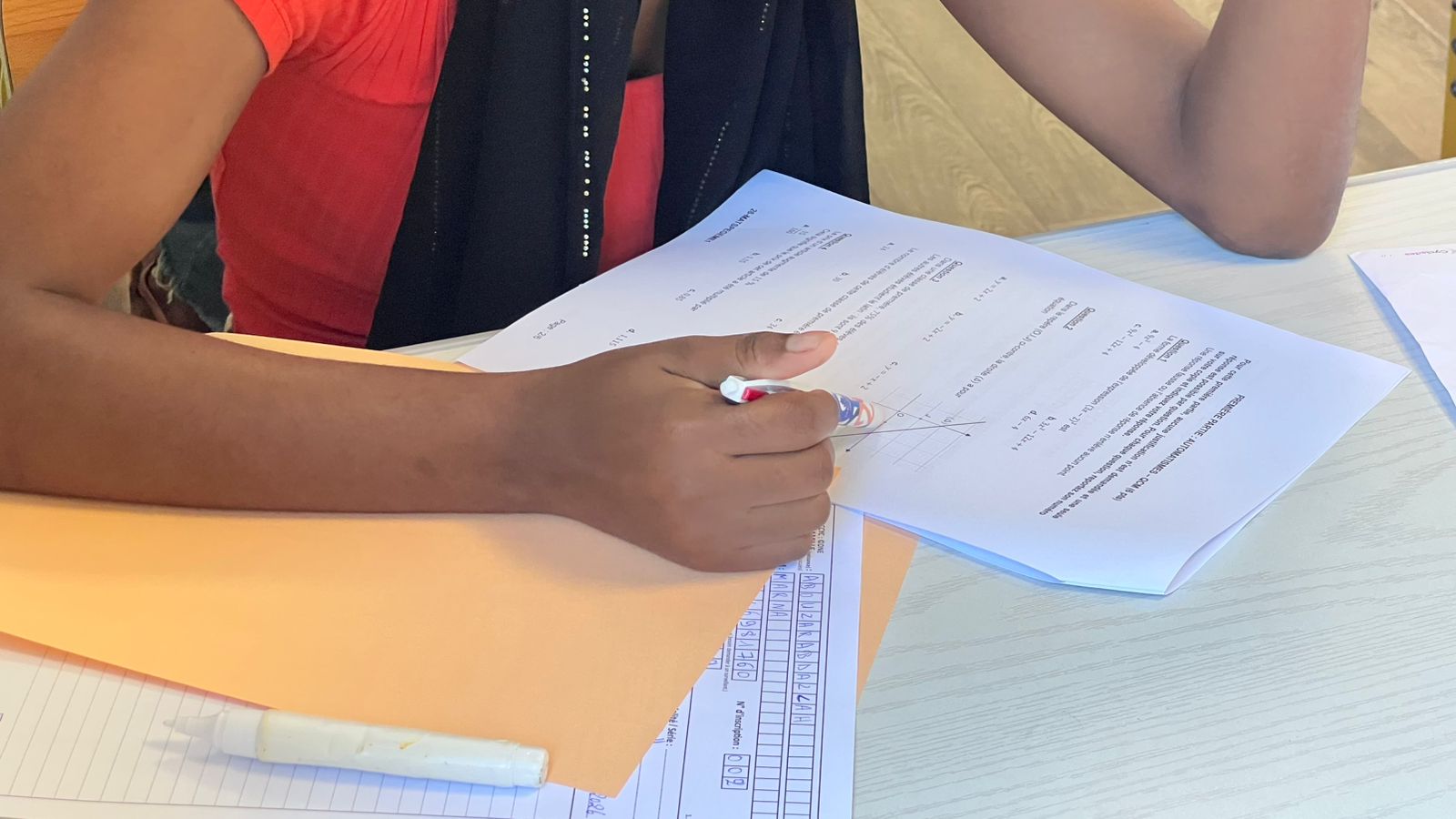 Plus de 4.000 lycéens mahorais de première passent l’épreuve anticipée de maths ce vendredi matin