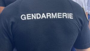 Accueil 23 Habitants de Mtsamboro mobilisés après plusieurs cambriolages ayant conduit à l’interpellation d’un suspect par les gendarmes.