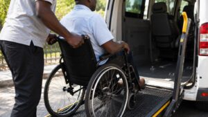 Accueil 116 Session de formation de l’IRTS destinée aux futurs chauffeurs-accompagnateurs de personnes âgées, handicapées ou en perte d’autonomie.