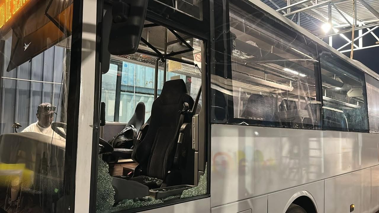 Des bus Caribus pris pour cible par des jets de pierres à Mayotte