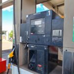 Les prix des carburants chutent à Mayotte avec une...