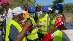 Accueil 117 Publication par l'Insee du recensement de la population de Mayotte annonçant 323 153 habitants et les enjeux liés à la croissance démographique