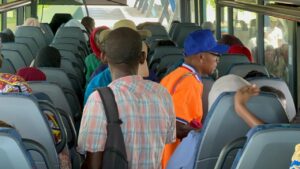 Accueil 25 Travaux routiers à Kawéni dans le cadre du projet Caribus avec circulation alternée et aménagements du futur Bus à Haut Niveau de Service