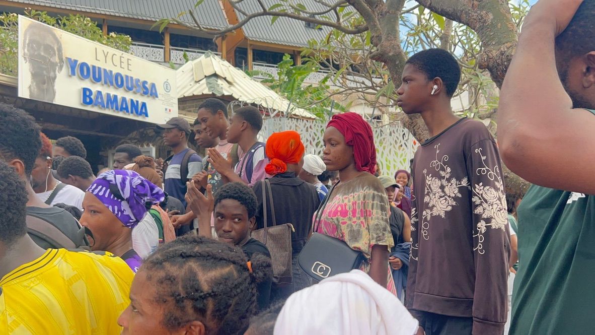 Le bac reprend des couleurs à Mayotte