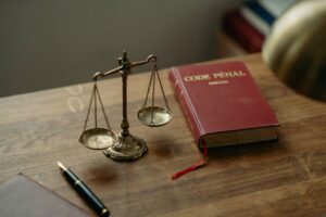 Accueil 15 Policier de la Brigade anticriminalité lors d’une intervention à Mayotte, dans le cadre d’une affaire judiciaire liée à un tir mortel