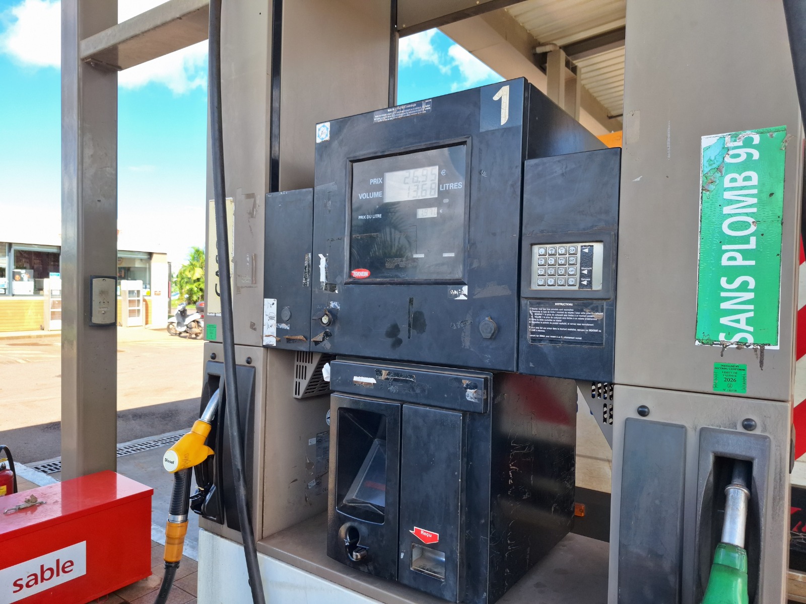 Les prix des carburants en légère hausse au mois d’août à Mayotte