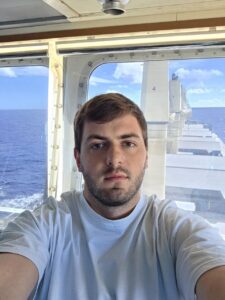 Accueil 15 Appel à témoins à Mayotte pour retrouver Yegor Zadorozhniy, marin ukrainien de 28 ans porté disparu en mer le 5 juillet 2026.