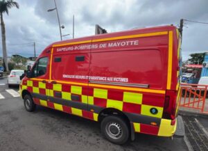 Accueil 11 Chavirement d’un kwassa au large de Mtsamboro après une poursuite maritime et intervention des secours à Mayotte