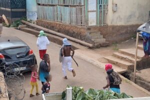 Accueil 19 Affrontements entre groupes de jeunes et forces de l’ordre à Vahibé, circulation perturbée à Mayotte
