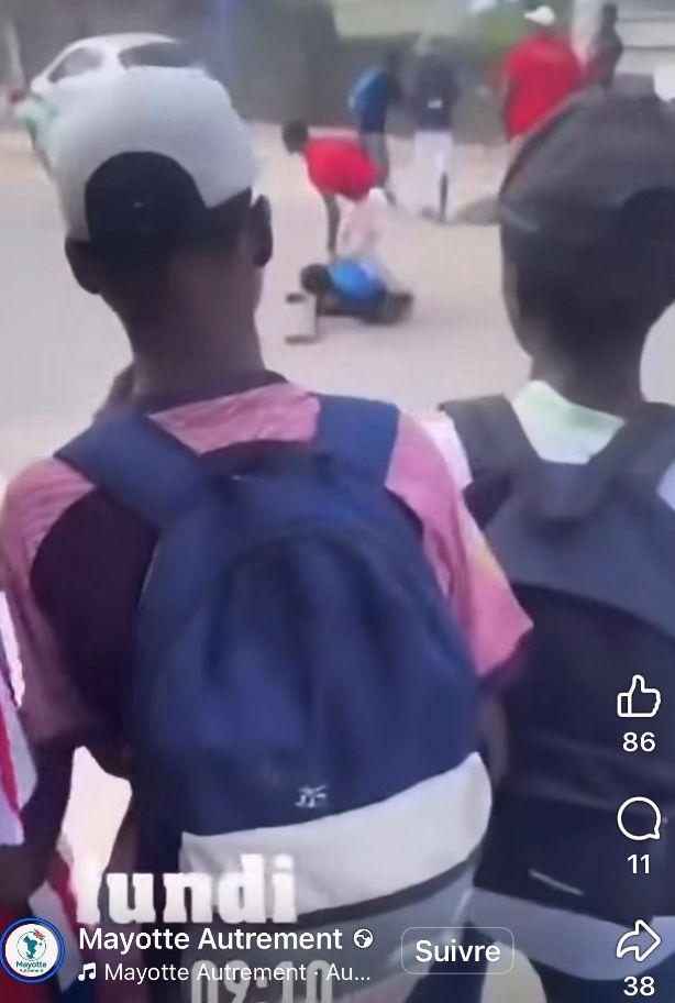Un élève échappe de peu à un lynchage