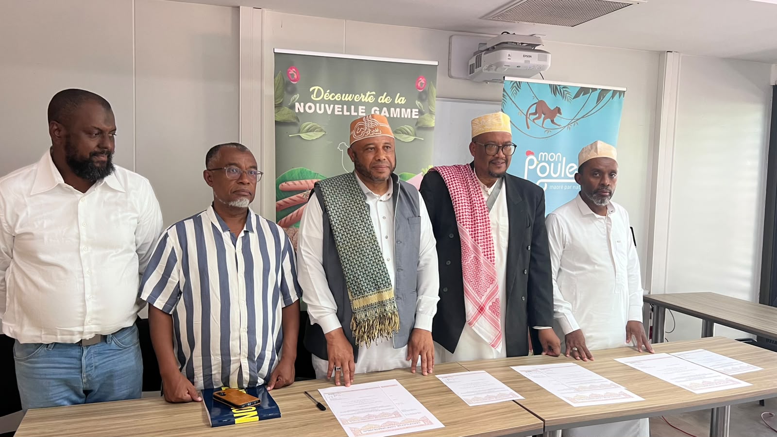 Le Grand Cadi accorde à Mon Pouleti le renouvellement de son certificat de conformité halal