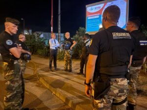 Accueil 17 81 gendarmes mobilisés lors d’une opération de sécurisation à Dembéni et Iloni à Mayotte