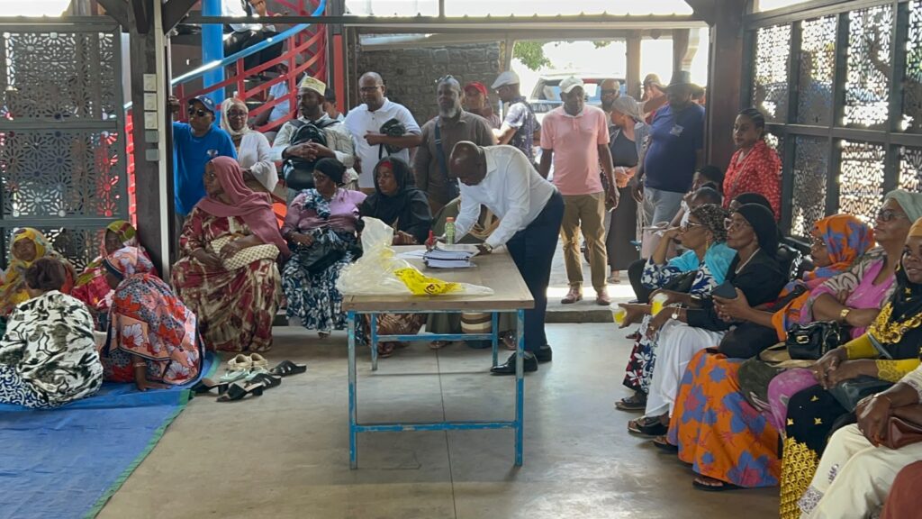 Agents de l’Assemblée de Mayotte annonçant une grève le 26 octobre pour réclamer l’application des accords de 2024 et de meilleures conditions de travail