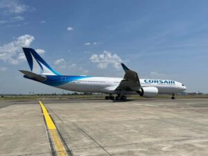 Offre promotionnelle Corsair pour les groupes de 5 à 9 personnes voyageant entre Dzaoudzi à Mayotte et La Réunion dès 271 euros aller-retour
